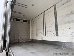 Närko Sideloader Kühl Carrier Vector 1850