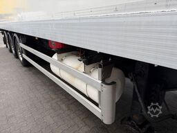 Närko Sideloader Kühl Carrier Vector 1850