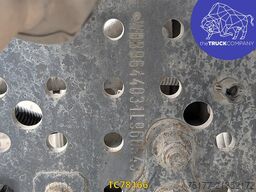 Mercedes-Benz Arocs 1842