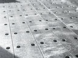 4 Stück Kragarmregal-Ständer einseitig Höhe 2,6 m / Nutztiefe 1 m / Länge 4 m