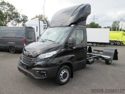 IVECO Daily 35S18HA8/P 3.0L Fahrgestell EXPORT!!