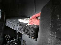 SCANIA R124 LA6X2NA 420