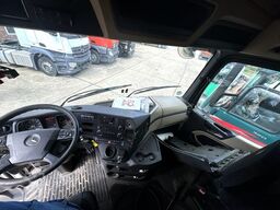 MERCEDES-BENZ Actros 2542 6x2