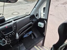 IVECO 2x Daily 70 Lagerfahrzeug Ferqui Sunrise 2,5 m B