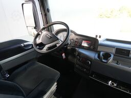 MAN TGX 26.440 6X2 tractor unit
