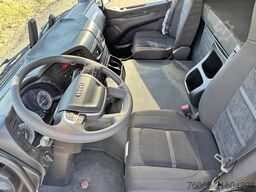 Iveco T-Way AT720T43TH AT ADR Tractor Head (10 units)