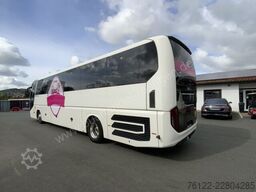 MAN R 10 Lions Coach C