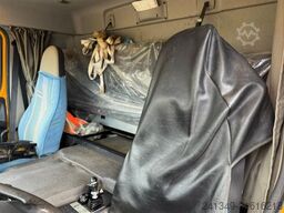 RENAULT Kerax 410 6x4 HMF1820-7 **38'000KM**