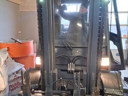 Linde H45D 4500 kg lift