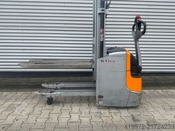 Still EXV12i   Initialhub