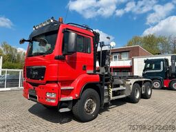 MAN 32.400 Abroller +HMF Kran +Greifer +Lenkachse