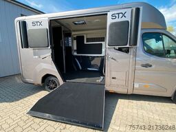 RENAULT Master STX 5 Sitzer Haras ex. Lang Automatik