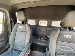 RENAULT Master STX 5 Sitzer Haras ex. Lang Automatik
