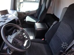 Mercedes-Benz Actros 1842 Bakwagen + Laadklep