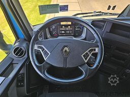 RENAULT T 520