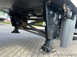VOLVO FM 380 / Schmitz / 3 Kammer / Carrier ICELAND