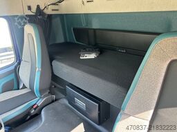 SCHMITZ CARGOBULL SCB 2 / Carrier ICELAND / Elektro / 3 x Kammer