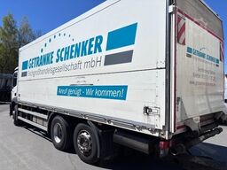 MERCEDES-BENZ Actros 5 mit Schwenwandkoffer und Ladebordwand