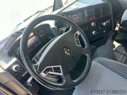 RENAULT T High 480 / LowLiner