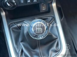 NISSAN Navara NP300 N-Connecta Double Cab 4x4