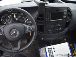 Mercedes-Benz Vito 4x4 Notarzt Einsatzfahrzeug NEF