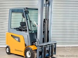 Jungheinrich Service Neu - Batterie 82%-6,5m Hub- 2,5t-Triplex