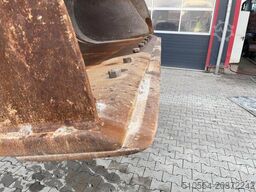 Liebherr L 576 / 4x4 / Schaufel / 1. Hand