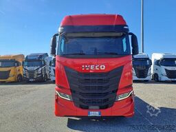 IVECO S-WAY AS440S48