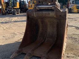 Liebherr R946 NLC