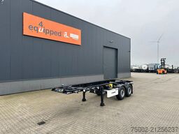 Krone NEU UND DIREKT VERFÜGBAR: 20FT-ADR-FAHRGESTELL ...