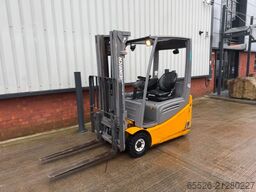 Jungheinrich EFG 216 k / 3263 Std. / AKKU 2025