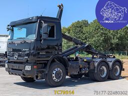 Mercedes-Benz Actros 3344