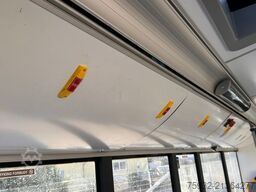 SOLARIS Urbino 8.9 LE Midi K    3-PUNKT-Gurte