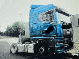 MAN TGX 18.510 beschädigt / damaged
