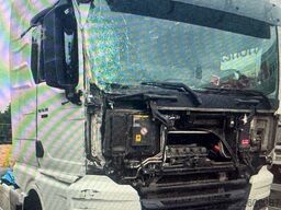 MAN TGX 18.510 beschädigt /damaged