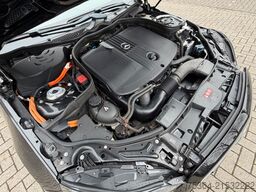 MERCEDES-BENZ E 300 BlueTEC HYBRID Navi Leder PDC LED EURO 5