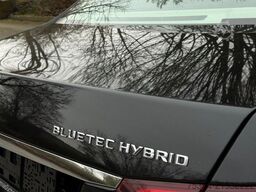 MERCEDES-BENZ E 300 BlueTEC HYBRID Navi Leder PDC LED EURO 5