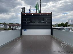 MERCEDES-BENZ Sprinter 319 CDI 4x4 DoKa Klima Stdheiz AHK LED