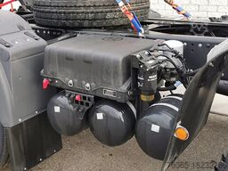MAN TGS 41.400 BB CH Chassis Cabin (15 units)