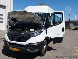 IVECO NEU Daily 65C18 24 Sitze