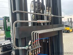 Hubtex DQ45G/Only 3310 h/Telscopic forks