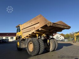 Komatsu HD405-7