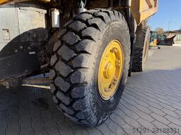 Komatsu HD405-7