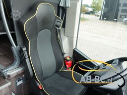 MERCEDES-BENZ Tourismo RHD, 55 Sitze, Euro 6, mehrere ähnliche