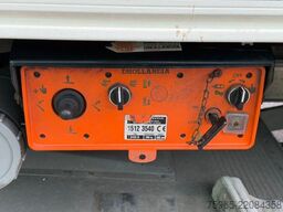 SCHMITZ CARGOBULL SCB*S3B THERMO KING SLXe 300 DHOLLANDIA TAIL LIF