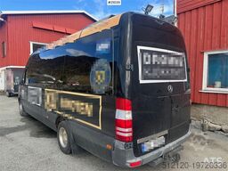 Mercedes-Benz Sprinter 519 minibus 16+1 seats w/ 2 sets of tires