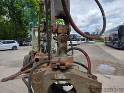  Craiova IH Radbagger ( Romania ) mit 2 Schalengr