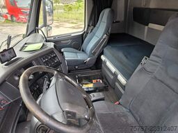 VOLVO FH 480 Kühler mit Kühlanhänger, LBW+Türen