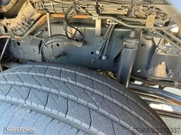 GINAF X 4241 S 8X4 EURO 5 MANUAL GEARBOX 460 HP ONLY 1