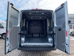 MAN TGE 3.180 L3H2 Kasten 4x4 STANDHZ ACC LENKRADHZ